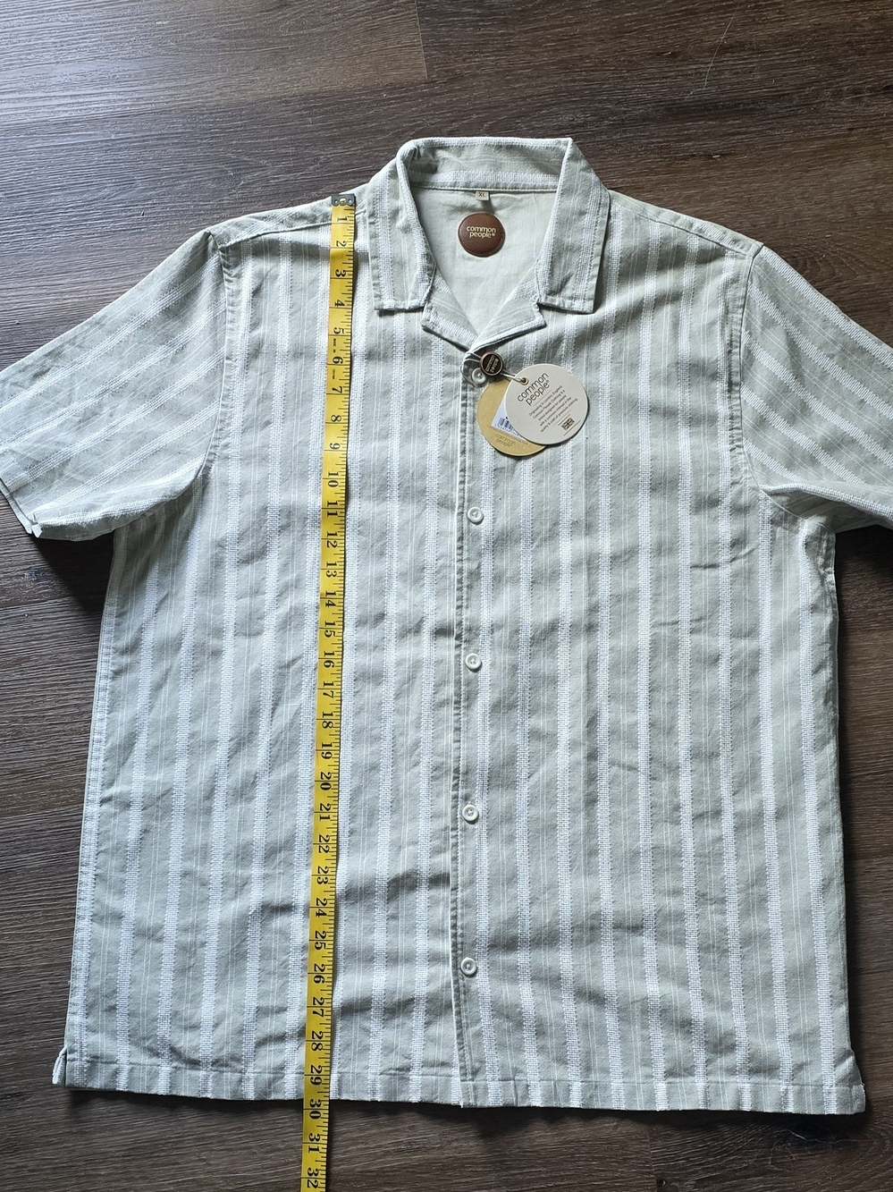 Men's Short-Sleeve Striped Button-Up Shirt Size XL - Picture 3 of 10